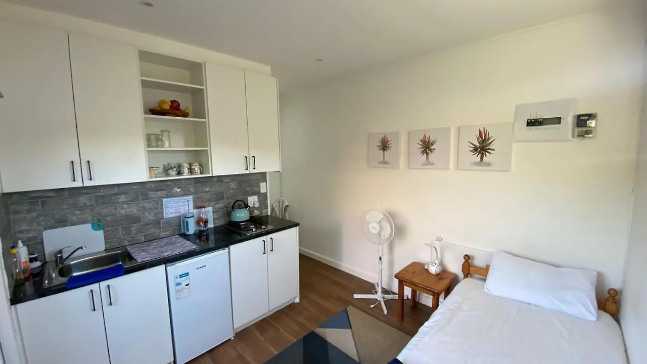 Studio Flatlet On Montreal Apartment Cape Town