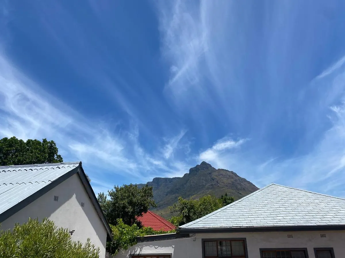 Studio Flatlet On Montreal Apartment Cape Town